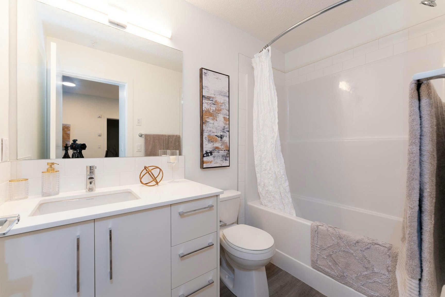 612 67 Avenue Southwest, Calgary, AB, T2V 4Z1 - 14