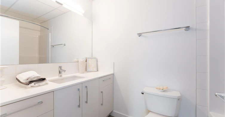 612 67 Avenue Southwest, Calgary, AB, T2V 4Z1 - 12