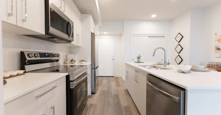 612 67 Avenue Southwest, Calgary, AB, T2V 4Z1 - 6