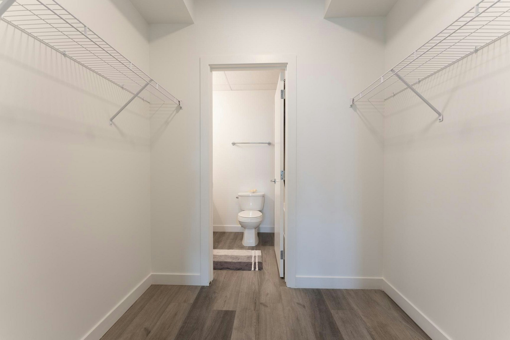 612 67 Avenue Southwest, Calgary, AB, T2V 4Z1 - 11