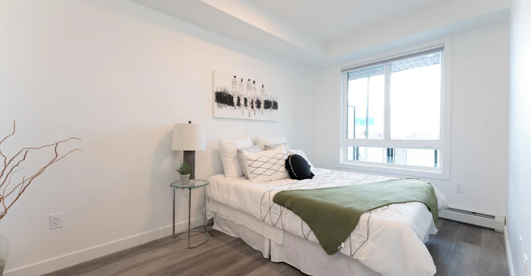 612 67 Avenue Southwest, Calgary, AB, T2V 4Z1 - 9
