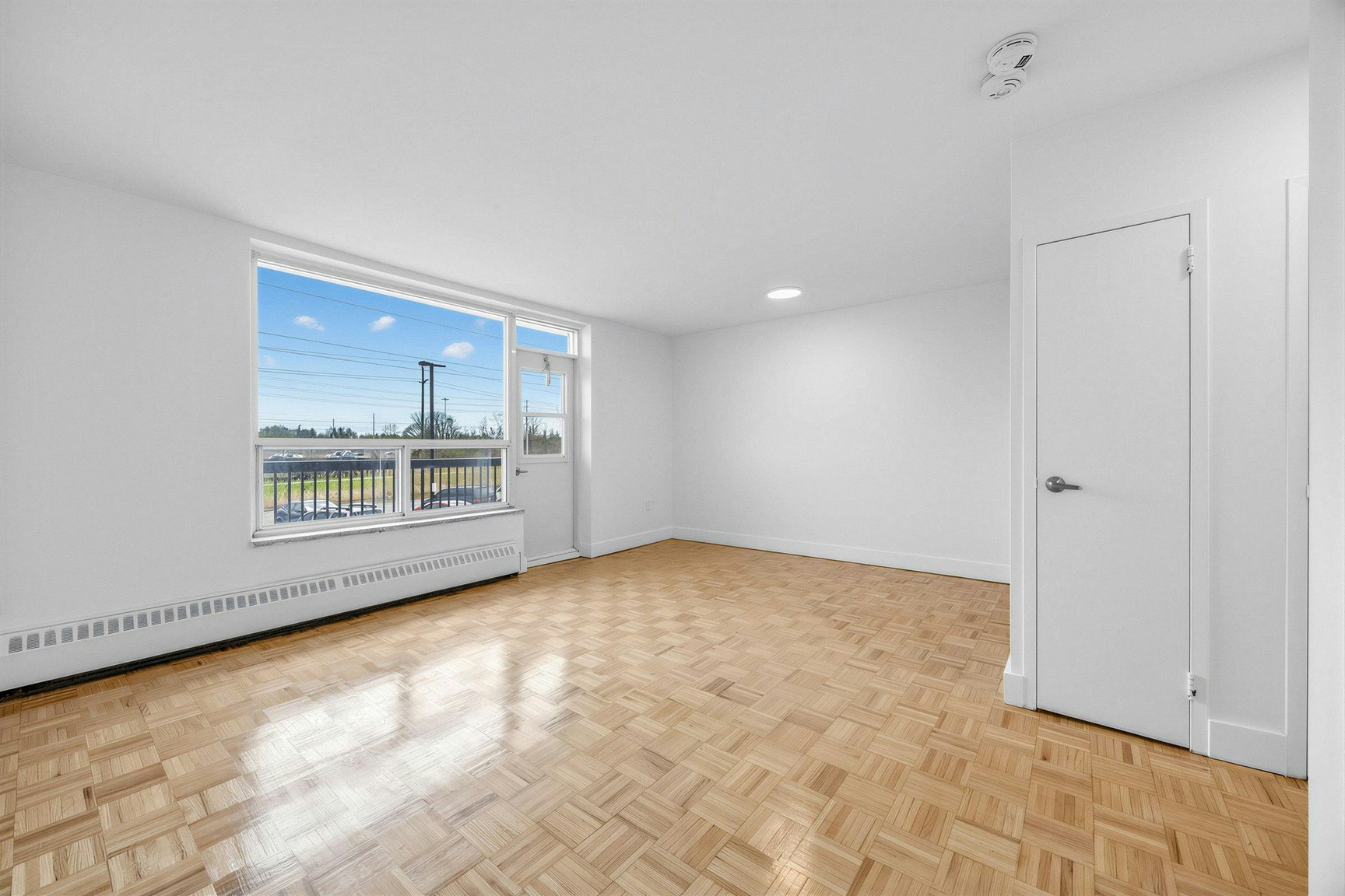 2070 Camilla Road, Mississauga, ON, L5A 2J7 - 13