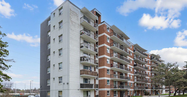 2070 Camilla Road, Mississauga, ON, L5A 2J7 - 23