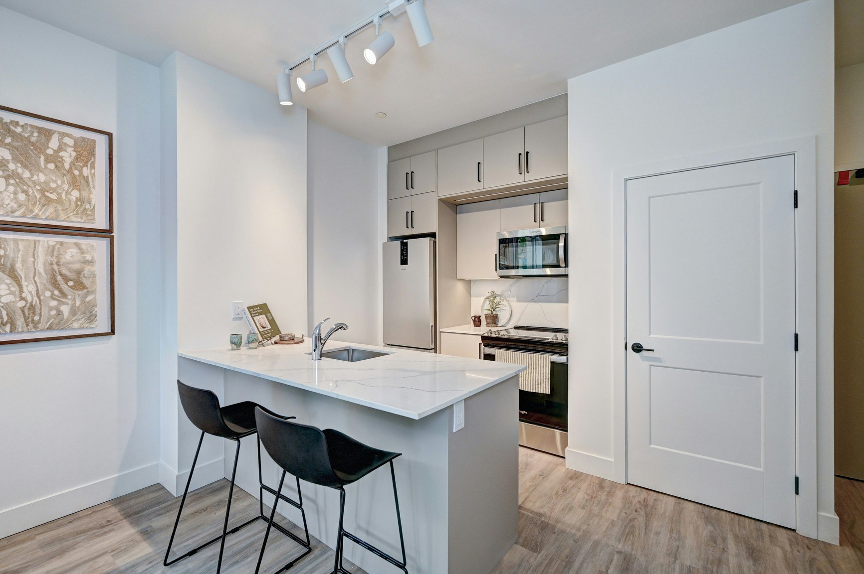521-415 Duke Street West, Kitchener, ON, N2H 3Y5 - 9