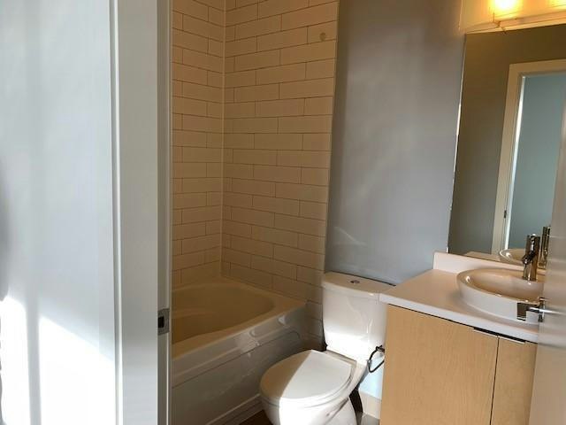 302-3233 Wesbrook Mall, Vancouver, BC, V6S 0B3 - 13
