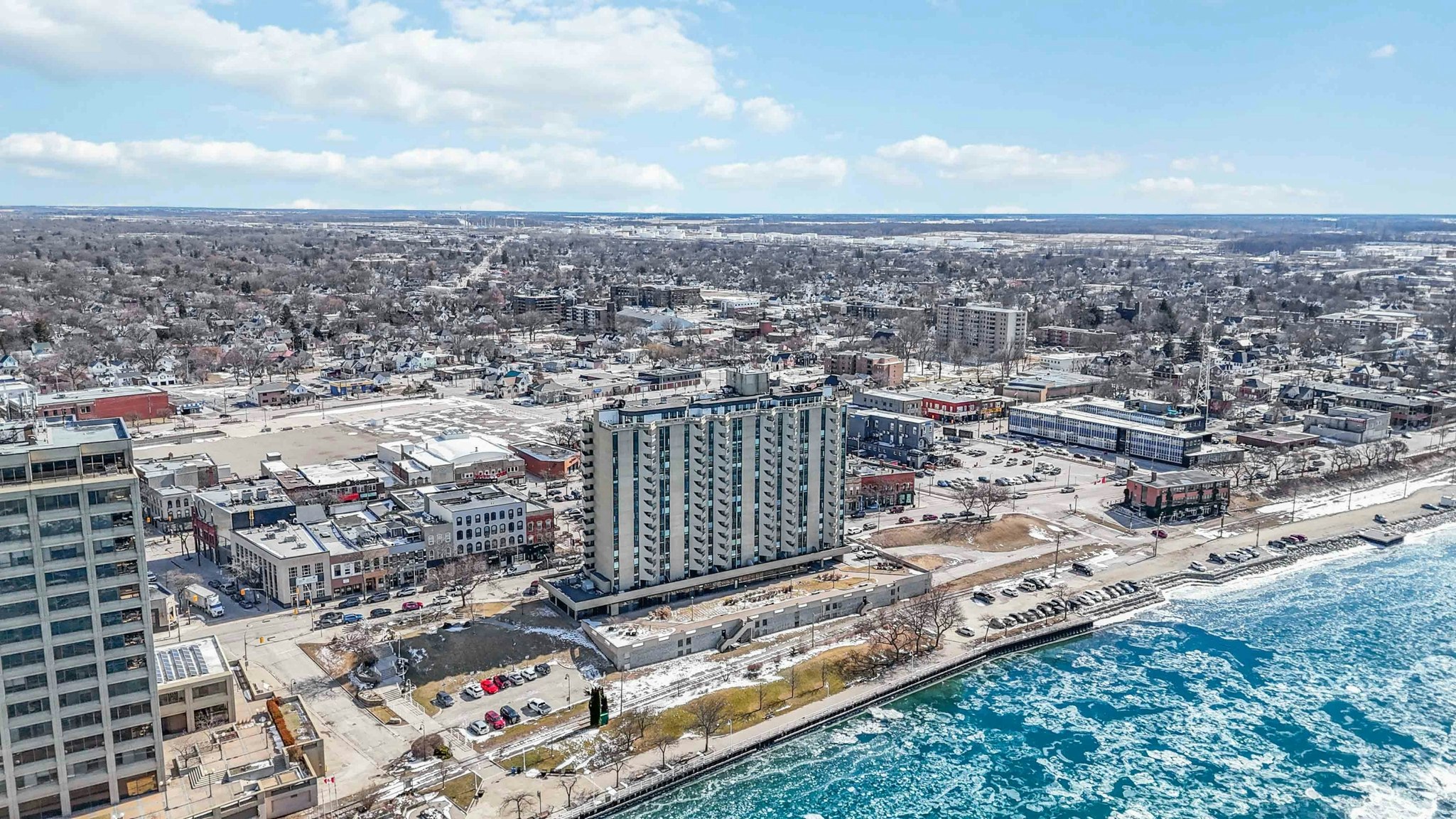 1306-155 Front Street North, Sarnia, ON, N7T 7V5 - 27