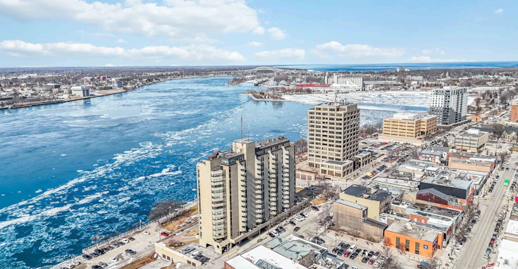 1306-155 Front Street North, Sarnia, ON, N7T 7V5 - 26