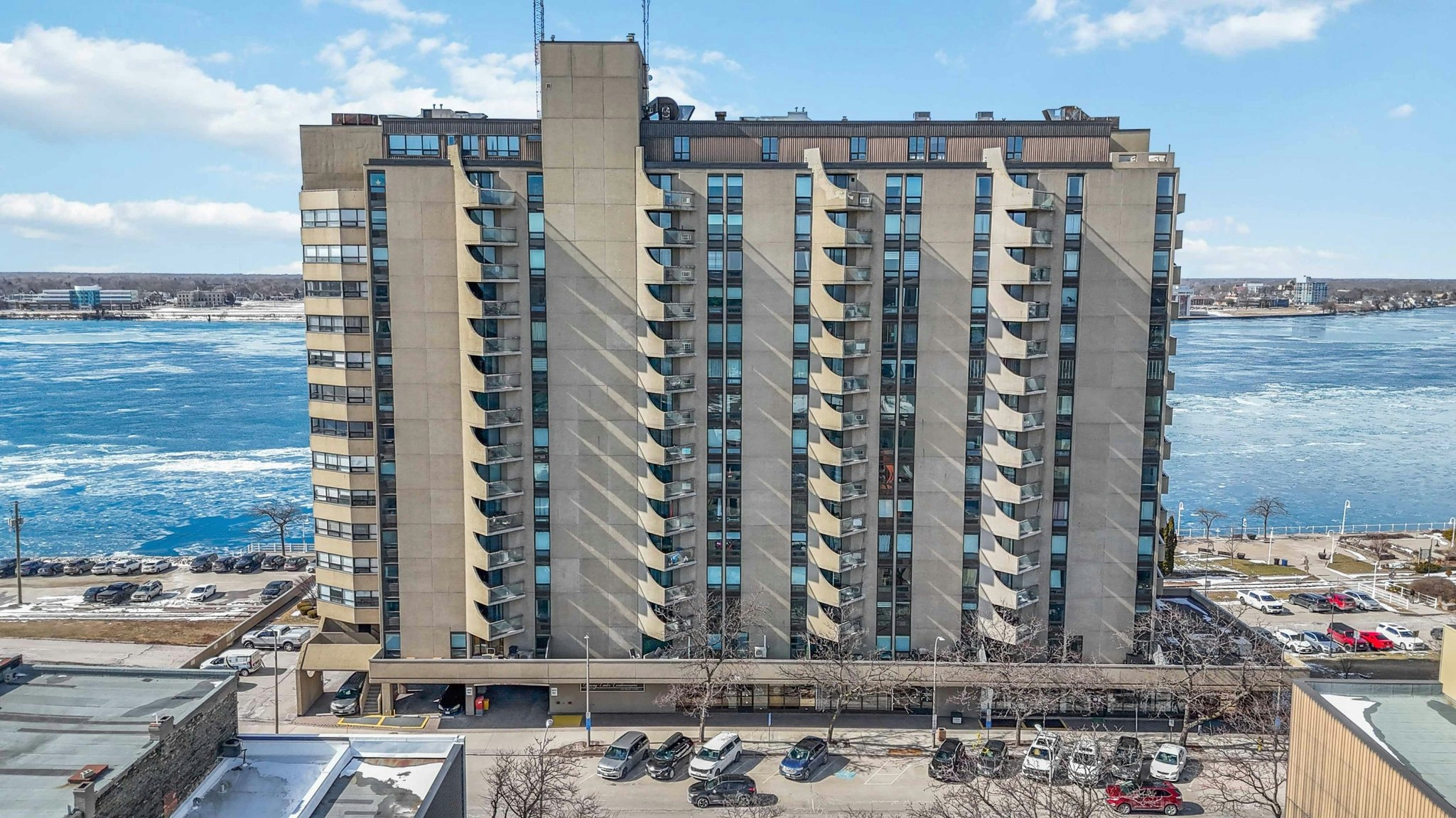 1306-155 Front Street North, Sarnia, ON, N7T 7V5 - 22