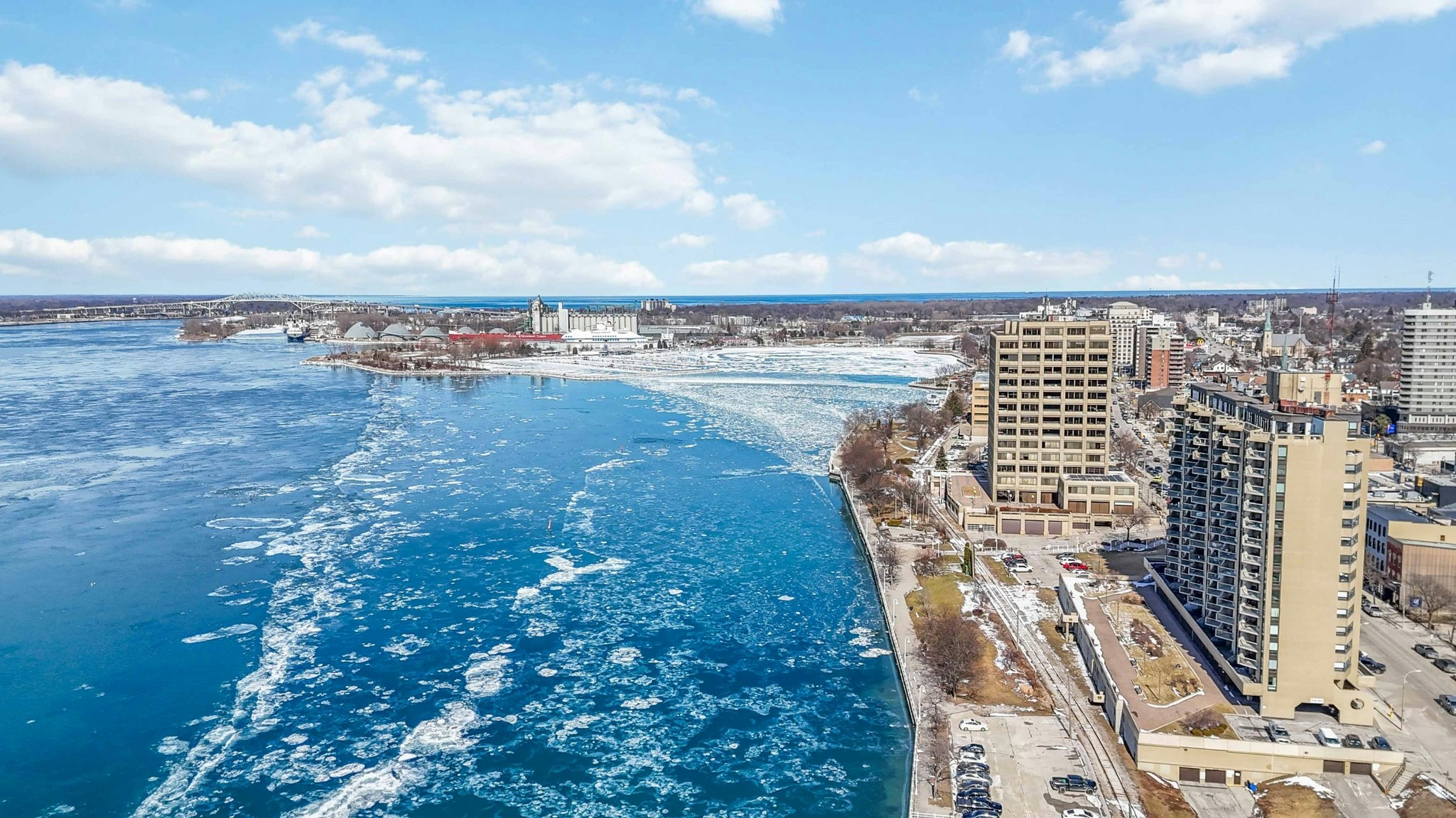 1306-155 Front Street North, Sarnia, ON, N7T 7V5 - 29