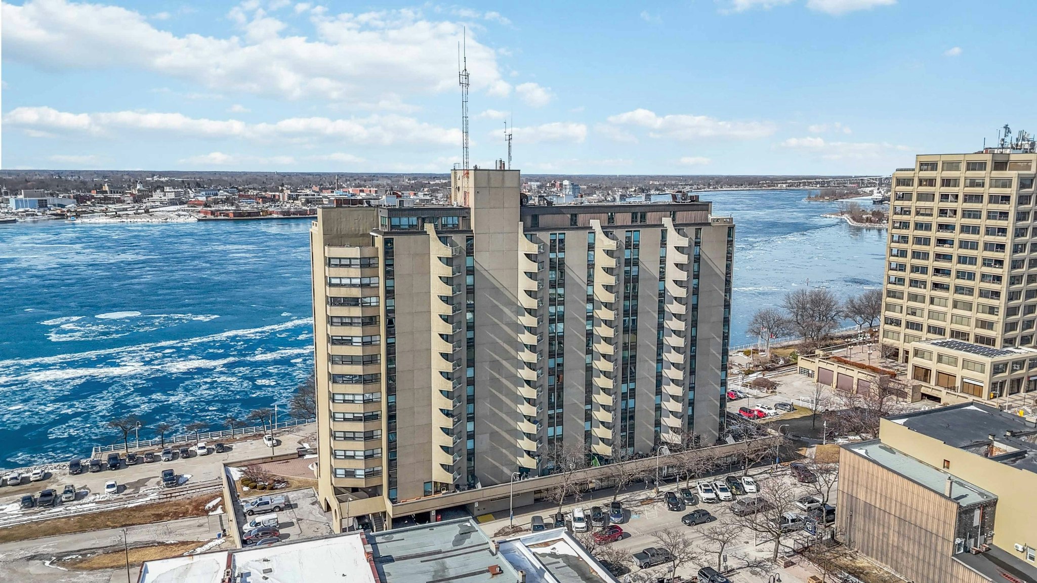 1306-155 Front Street North, Sarnia, ON, N7T 7V5 - 23