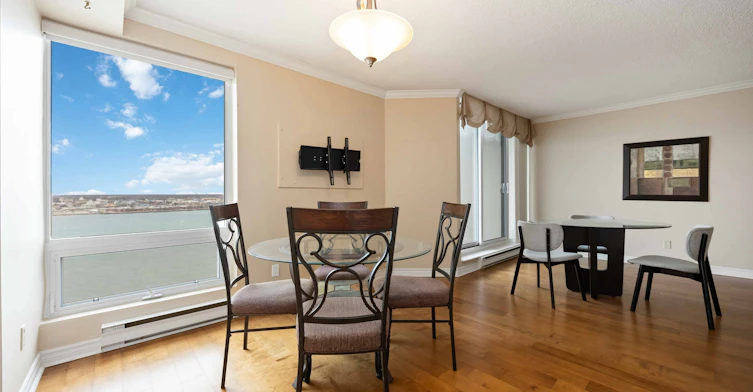 155 Front Street North, Sarnia, ON, N7T 7V5 - 4