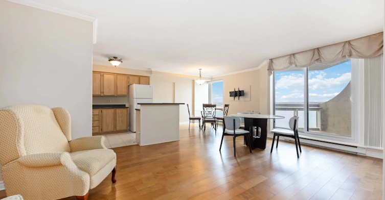 155 Front Street North, Sarnia, ON, N7T 7V5