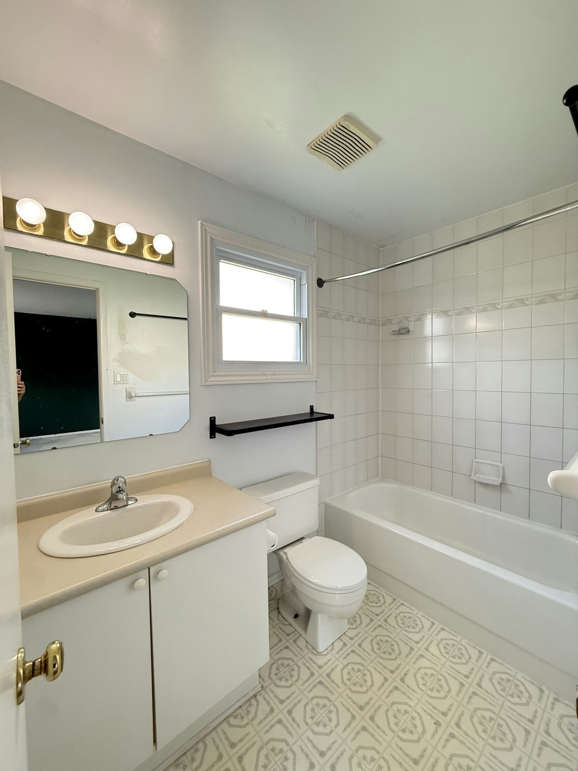 1-70 Inverary Drive, Ottawa, ON, K2K 2S1 - 10