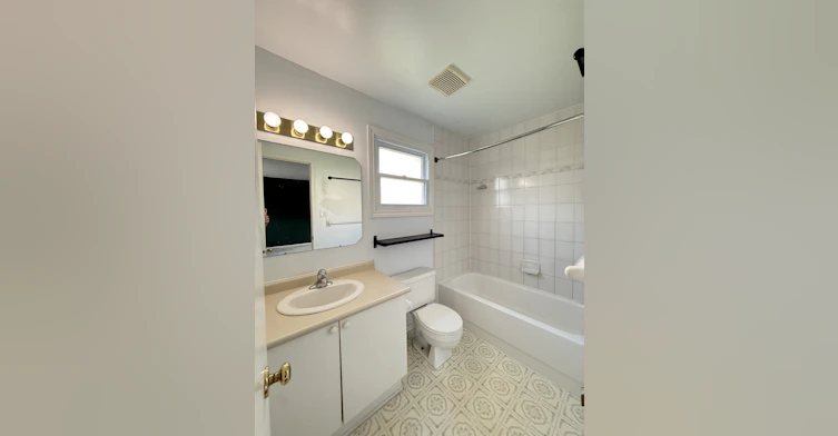 1-70 Inverary Drive, Ottawa, ON, K2K 2S1 - 10