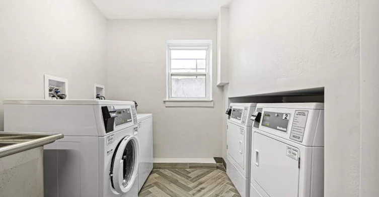 312-006-312 Lonsdale Road, Toronto, ON, M4V 1X4 - 9