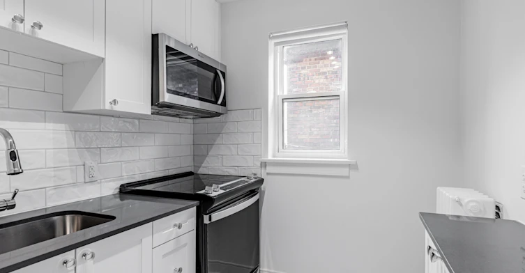 312-006-312 Lonsdale Road, Toronto, ON, M4V 1X4 - 3