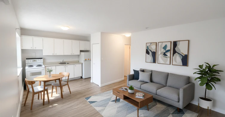 92 Robinson Street, Hamilton, ON, L8P 1Z1 - 2