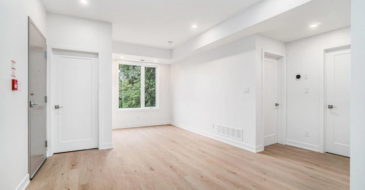 8-373 Iberville Street, Ottawa, ON, K1L 6G1 - 5