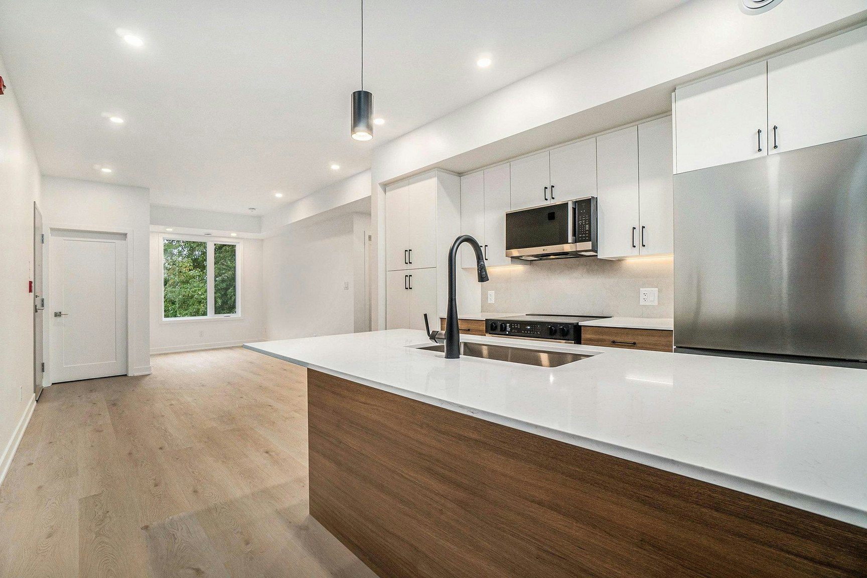 8-373 Iberville Street, Ottawa, ON, K1L 6G1 - 3