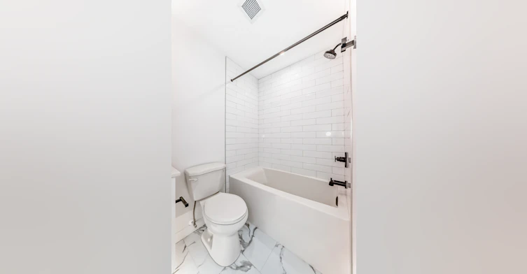 8375 Broadcast Avenue SW, Calgary, AB, T3H 6L3 - 41