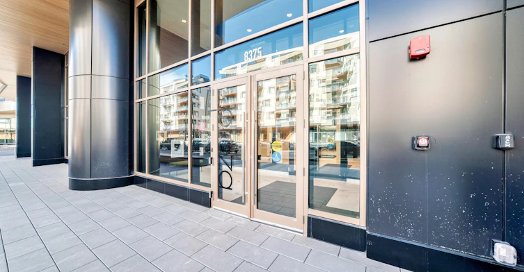 8375 Broadcast Avenue SW, Calgary, AB, T3H 6L3 - 53