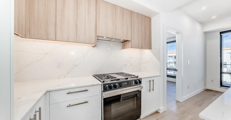 8375 Broadcast Avenue SW, Calgary, AB, T3H 6L3 - 5