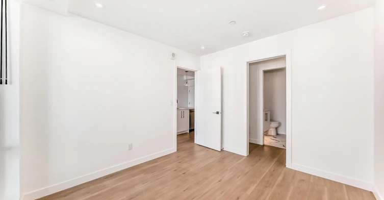 8375 Broadcast Avenue SW, Calgary, AB, T3H 6L3 - 29