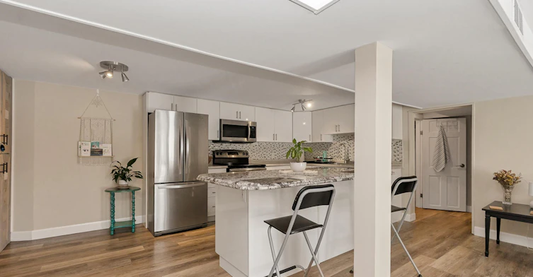 LL - 138 Owen St-138 Owen Street, Barrie, ON, L4M 3H9 - 5