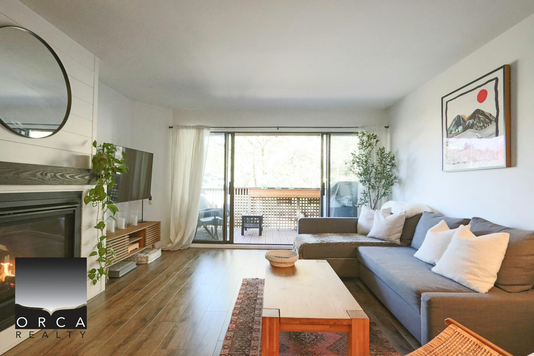 3191 Mountain Highway, North Vancouver, BC, V7K 2H4 - 3