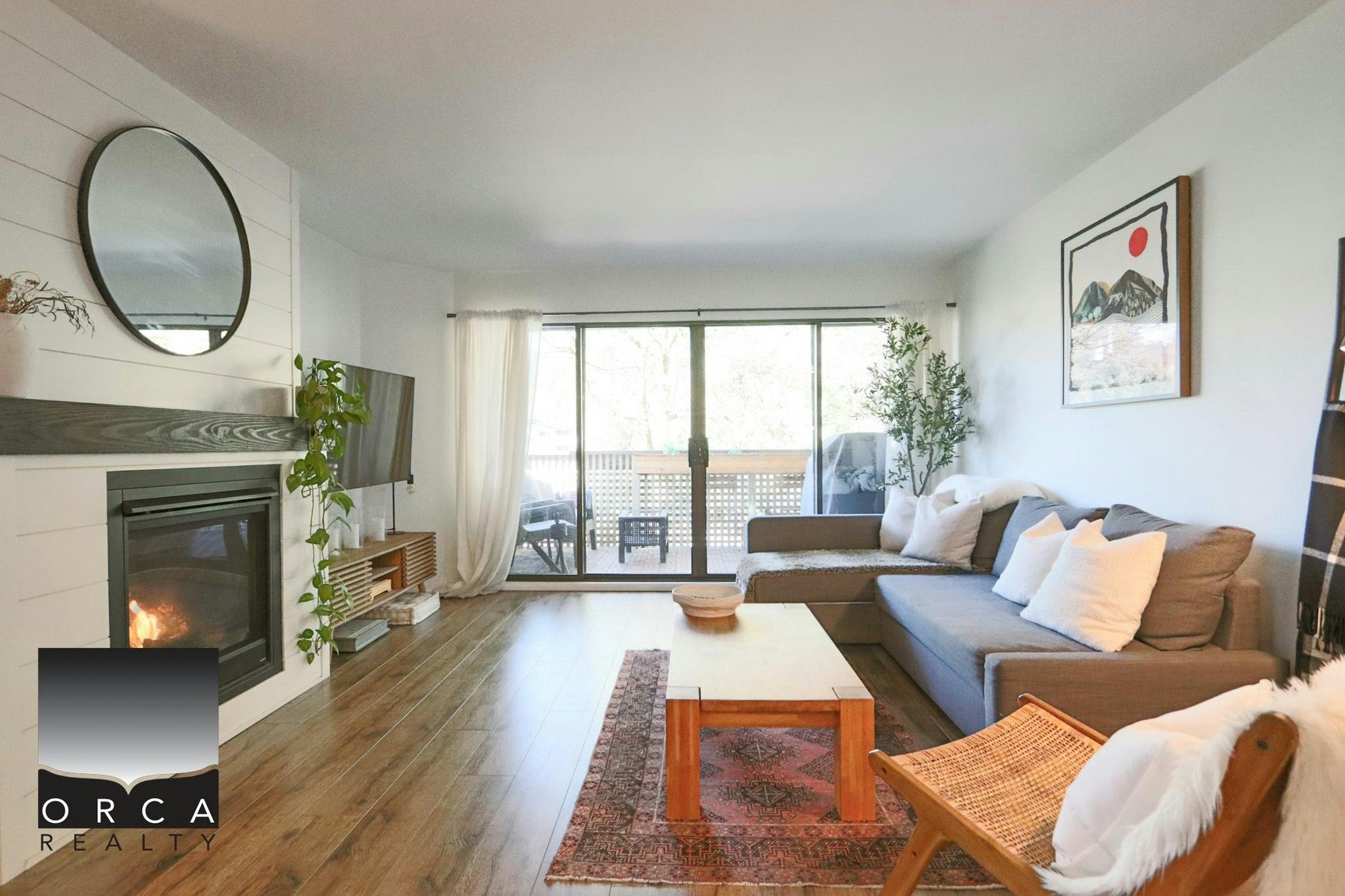 3191 Mountain Highway, North Vancouver, BC, V7K 2H4 - 2