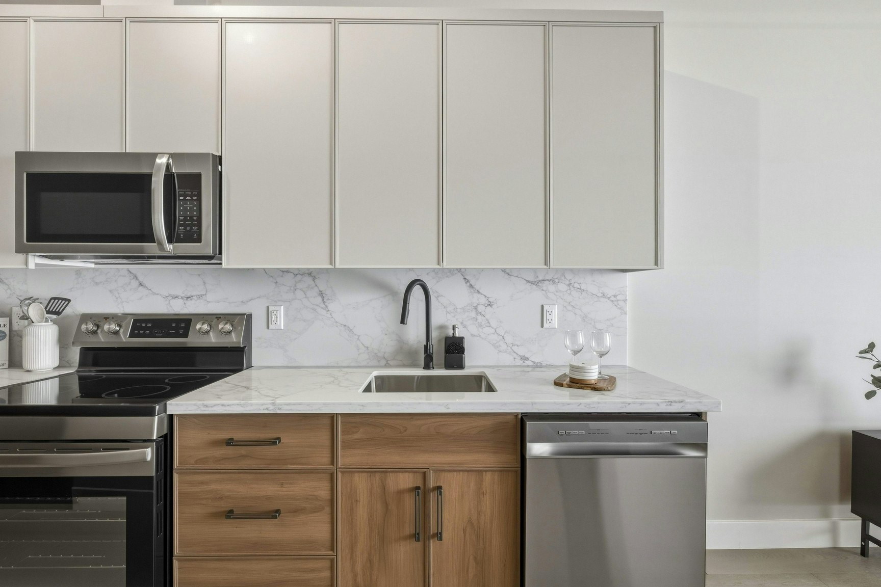 321-300 Skyfal Lane, Kingston, ON, K7M 0L3 - 7