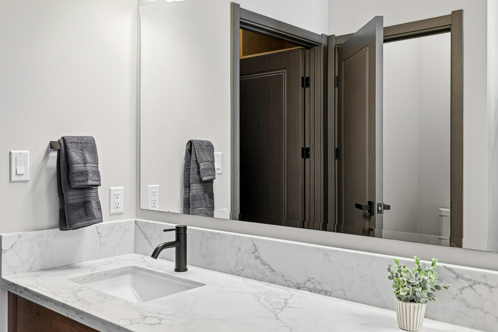 300 Skyfal Lane, Kingston, ON, K7M 0L3 - 40