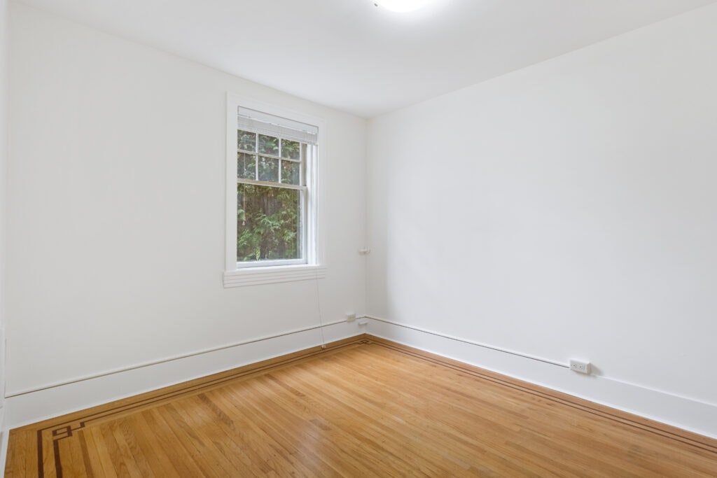 210-1009 West 10th Avenue, Vancouver, BC, V6H 1H9 - 5
