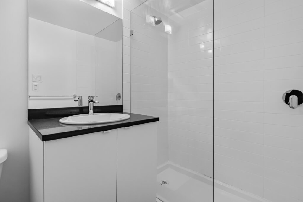 B1-1270 Burnaby Street, Vancouver, BC, V6E 1P5 - 5
