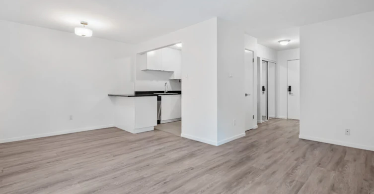 B1-1270 Burnaby Street, Vancouver, BC, V6E 1P5 - 2