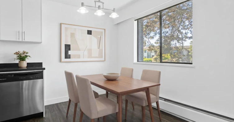 316-170 East 5th Street, North Vancouver, BC, V7L 4L4 - 5