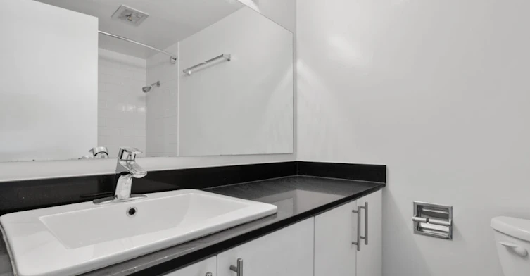 316-170 East 5th Street, North Vancouver, BC, V7L 4L4 - 7