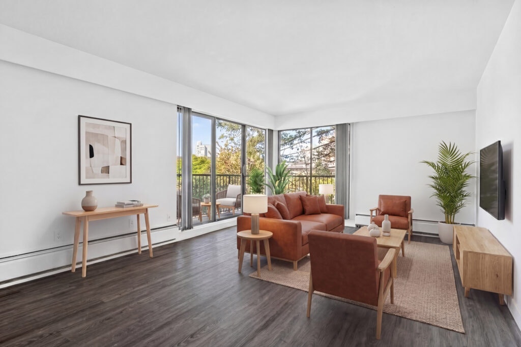 316-170 East 5th Street, North Vancouver, BC, V7L 4L4 - 2