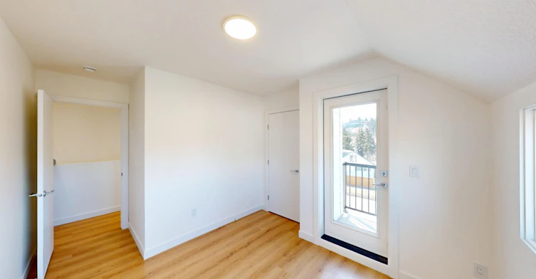 102-3528 3 Avenue NW, Calgary, AB, T2N 0M7 - 10