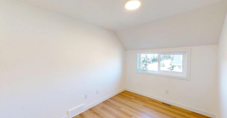 102-3528 3 Avenue NW, Calgary, AB, T2N 0M7 - 11