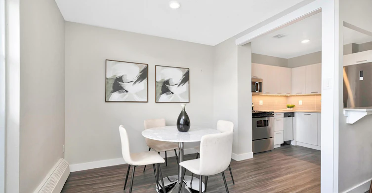 1867 Bloor Street West, Mississauga, ON, L4X 1T4 - 6