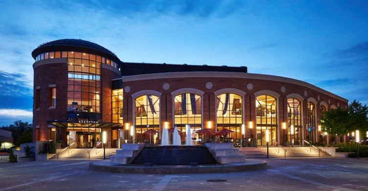2 BED-205 Queen Street East, Brampton, ON, L6W 0C8 - 40