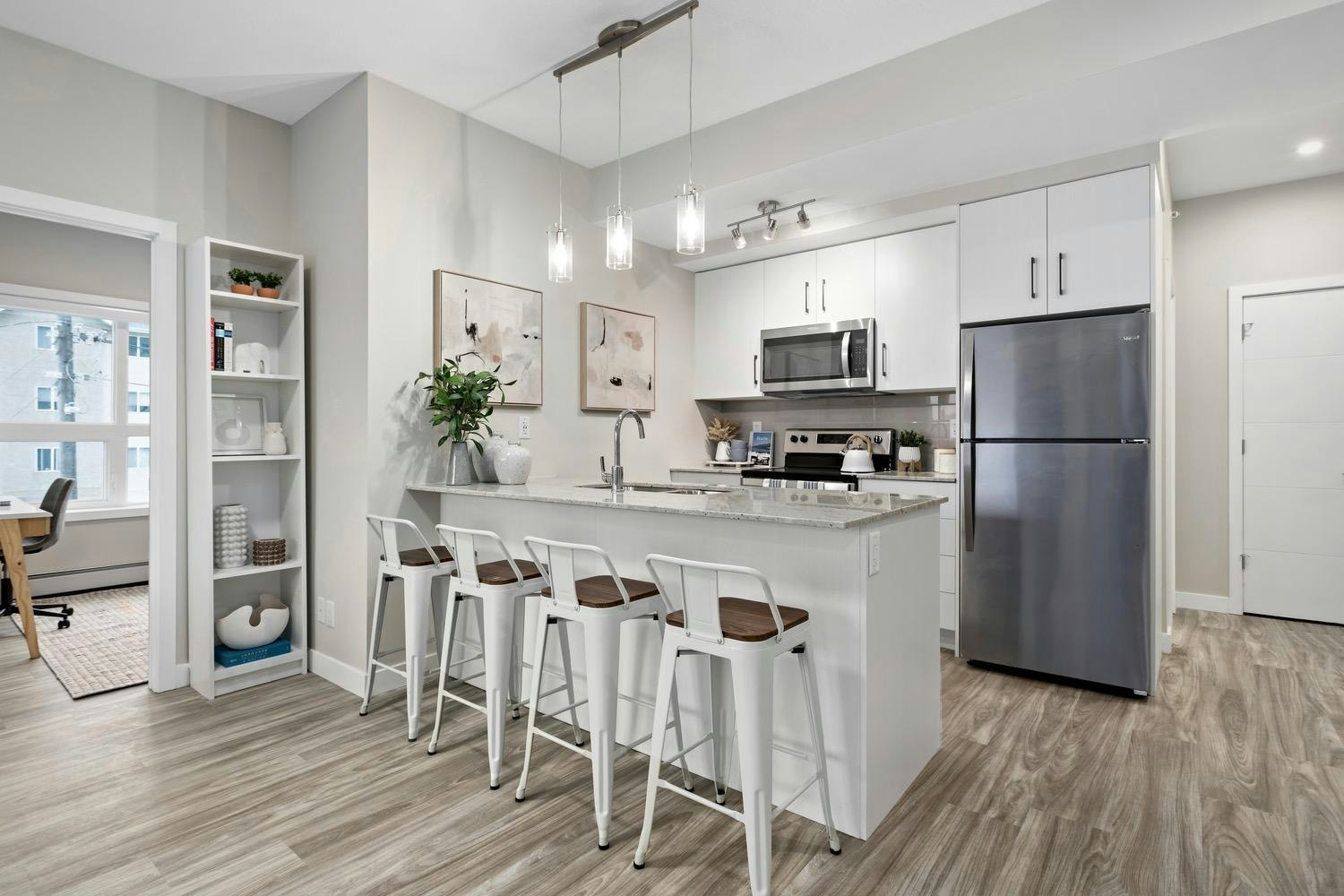 711-12235 106 Avenue Northwest, Edmonton, AB, T5N 3Z1 - 11
