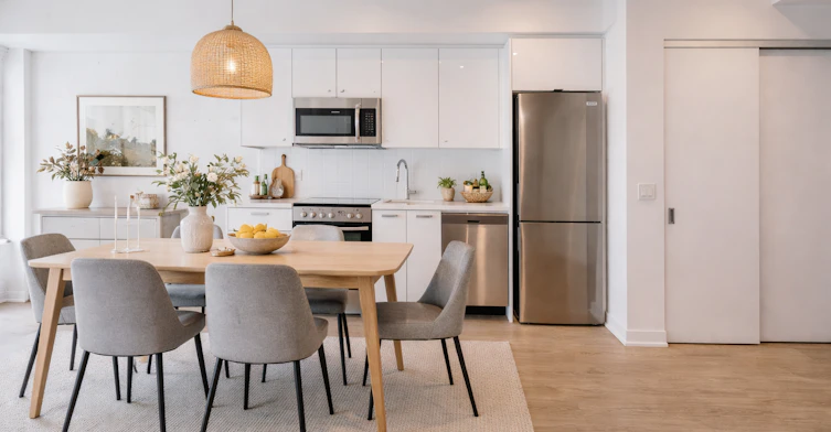 303-284 King Street East, Toronto, ON, M5A 1K4 - 2