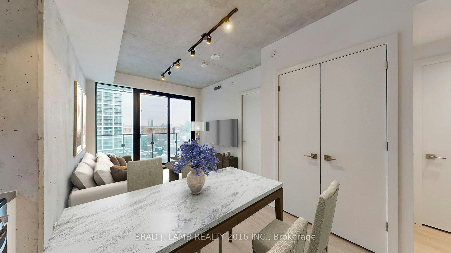 2206-284 King Street East, Toronto, ON, M5A 1K4