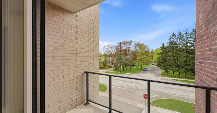 166 College Avenue West, Guelph, ON, N1G 1S4 - 25