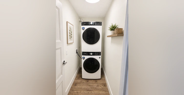 Various-523 73 Avenue Southwest, Calgary, AB, T2V 4V8 - 9