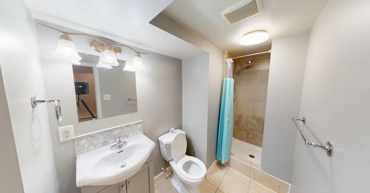 14720 104 Avenue Nw, Edmonton, AB, T5N 0X5 - 16