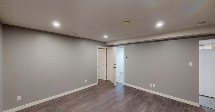 14720 104 Avenue Nw, Edmonton, AB, T5N 0X5 - 5
