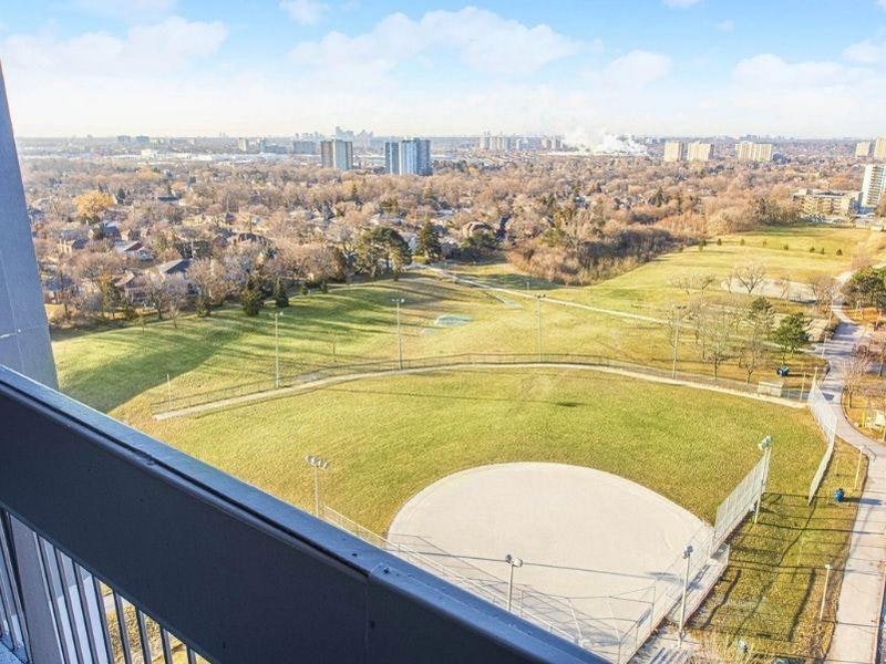 0006-1465 Lawrence Avenue West, Toronto, ON, M6L 1B2 - 9